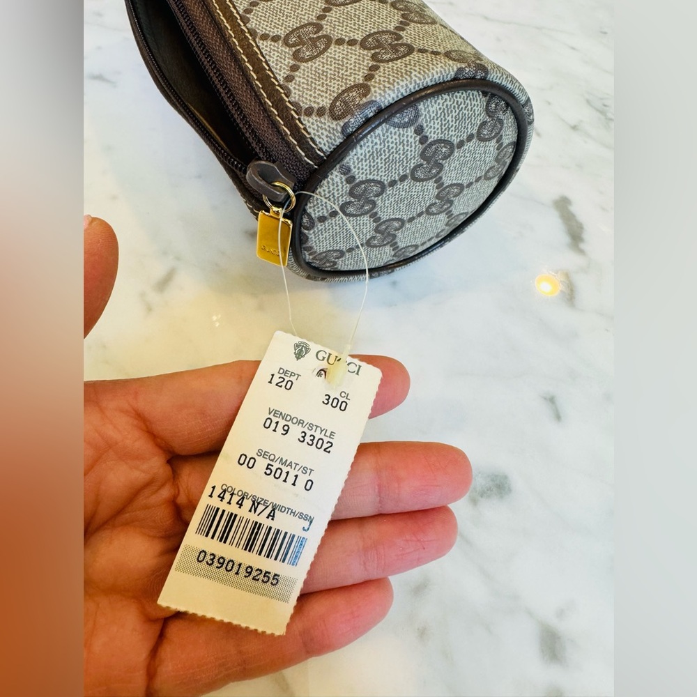 RARE Vintage Unused Gucci Round Makeup Pouch 1980’s in EXCELLENT Condition - Picture 5 of 10